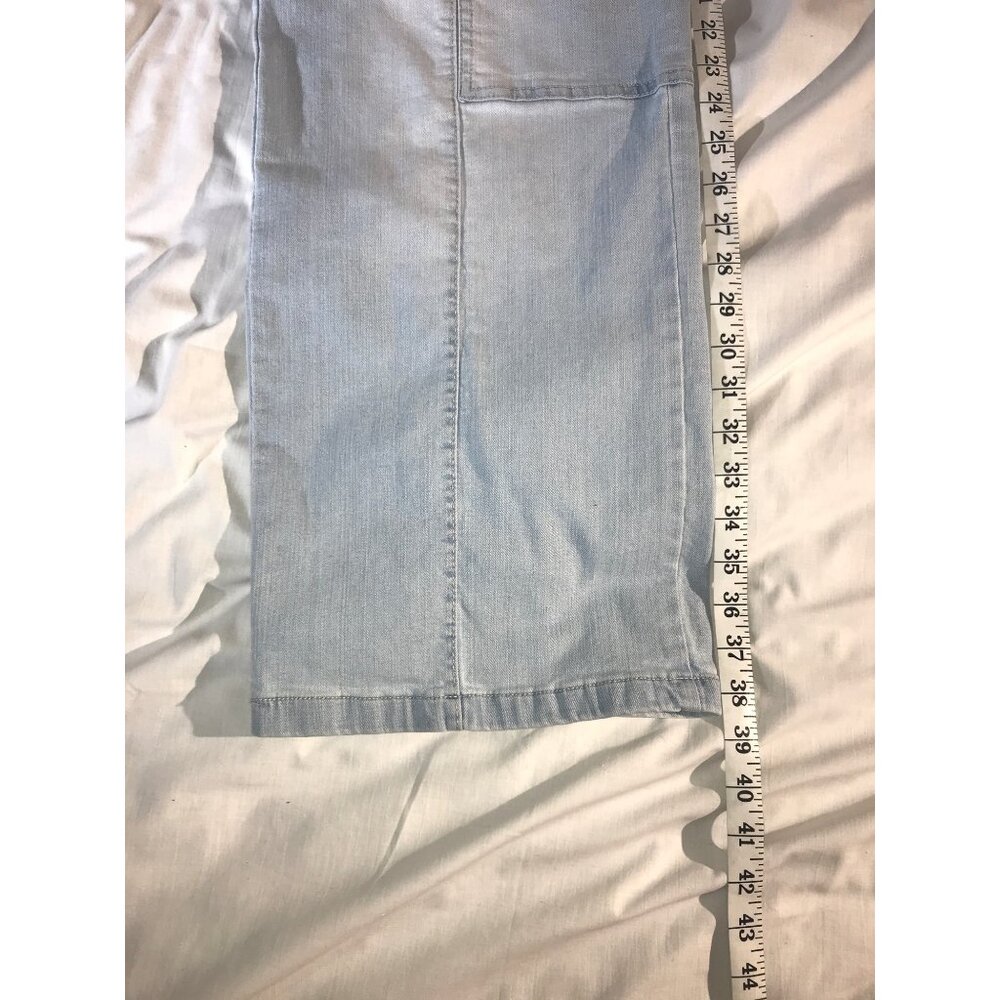 Celebrity Pink Junior Light Wash Denim Baggy Carpenter Jeans - Picture 9 of 9